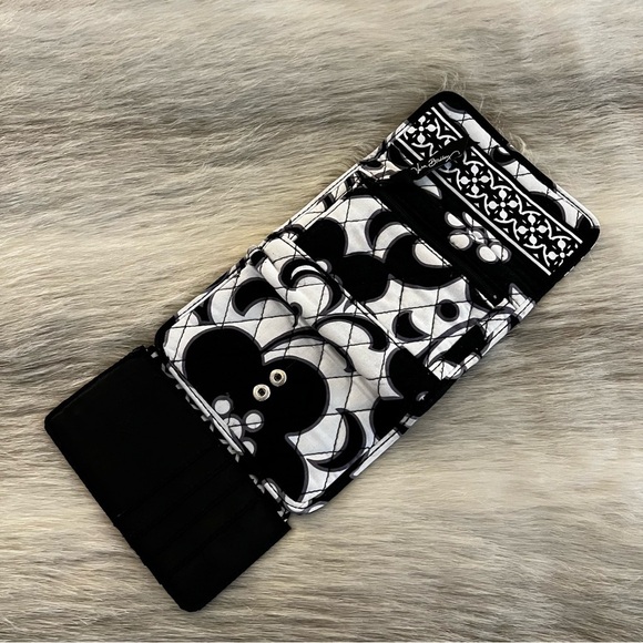 VERA BRADLEY Night & Day Trifold Euro Wallet 2010 Black & White Floral Y2K Small - Picture 12 of 14